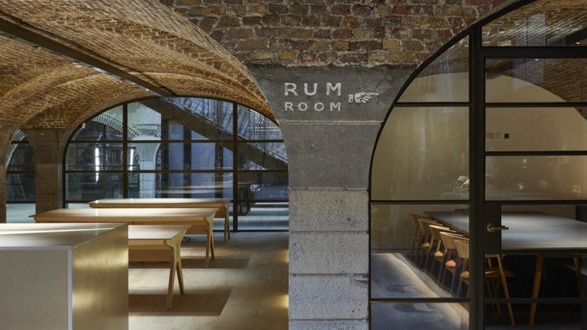JTP Offices Wapping photographed by Paul Riddle